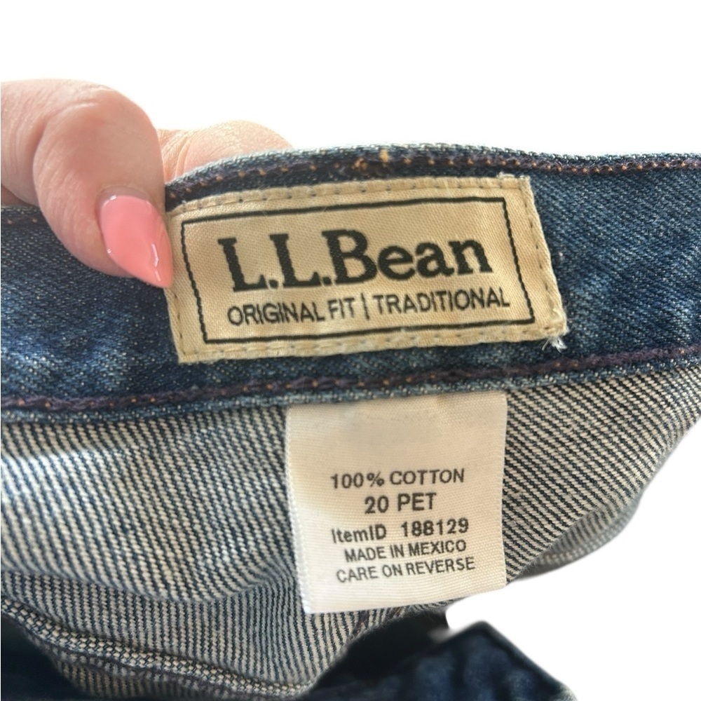 L.L. Bean Medium Wash Original Fit Traditional Denim Blue Jeans Womens 20P NWT - Picture 6 of 13